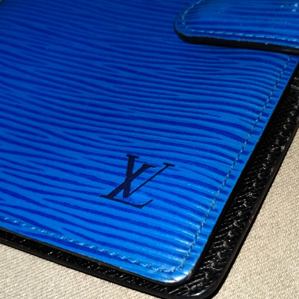 LOUIS VUITTON BLUE EPI LEATHER PLANNER/POCKETBOOK/ORGANIZER 6" x 4" ~ AUTHENTIC - Picture 6 of 12